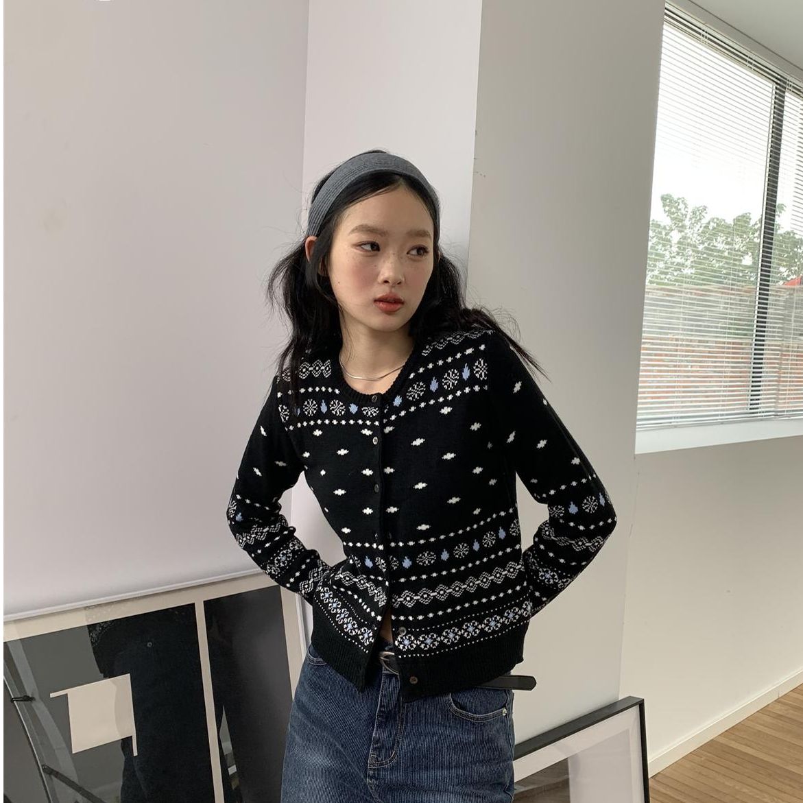 QYao Girls复古提花针织上衣圆领修身显瘦单排扣百搭毛衣开衫
