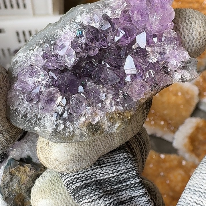 有机玻璃天然水晶摆件