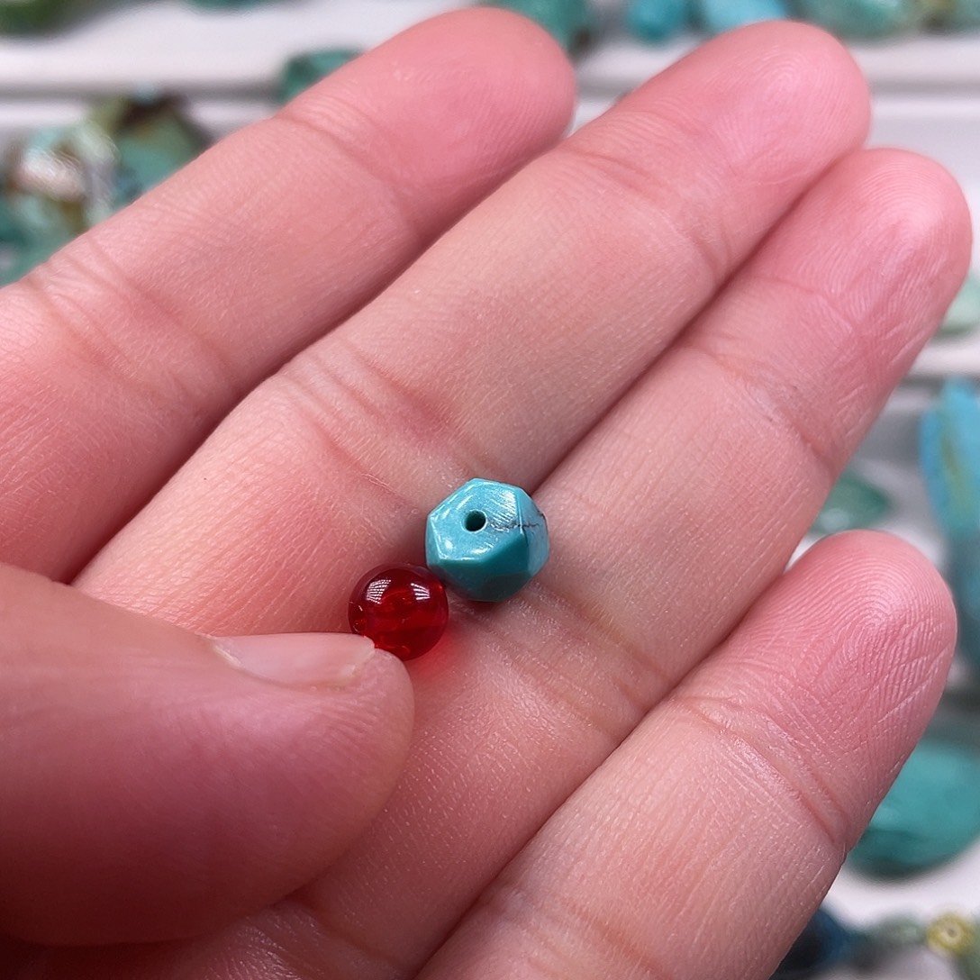 南红玛瑙未镶嵌颈饰