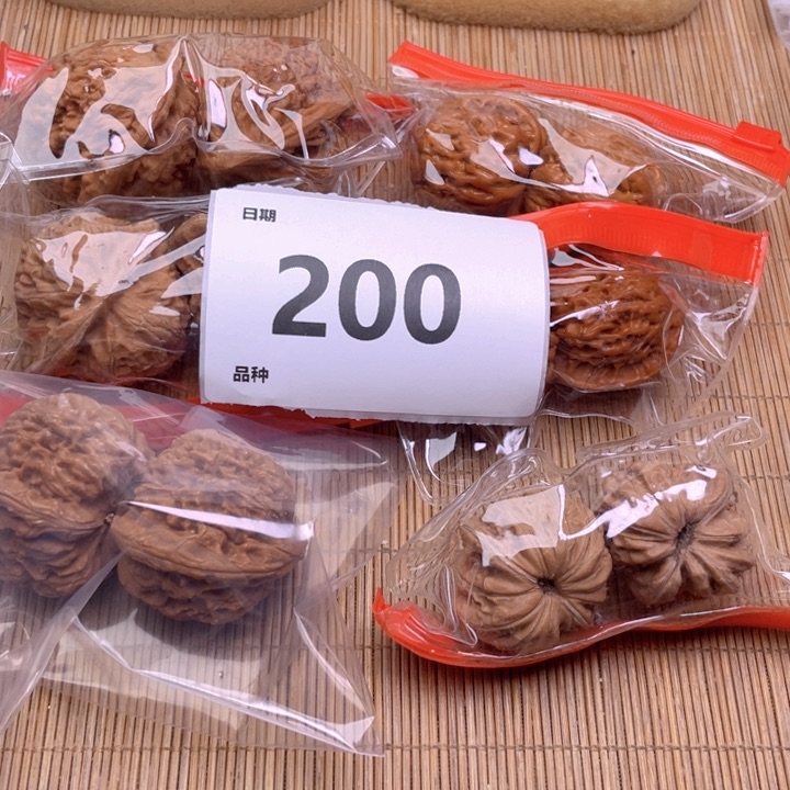 文玩核桃把件200号6对