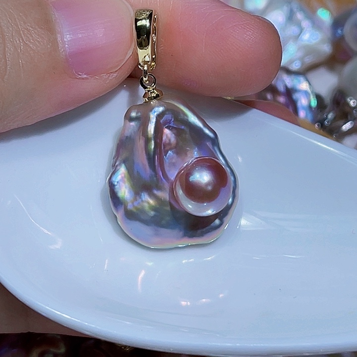 麻****淡水珍珠未镶嵌颈饰
