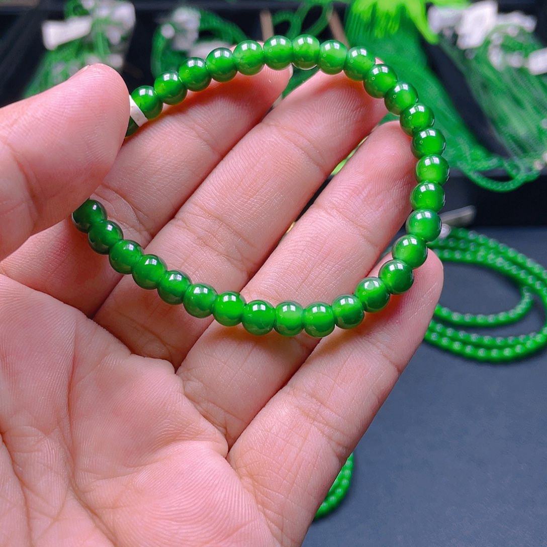 翡翠未镶嵌颈饰8888888888888