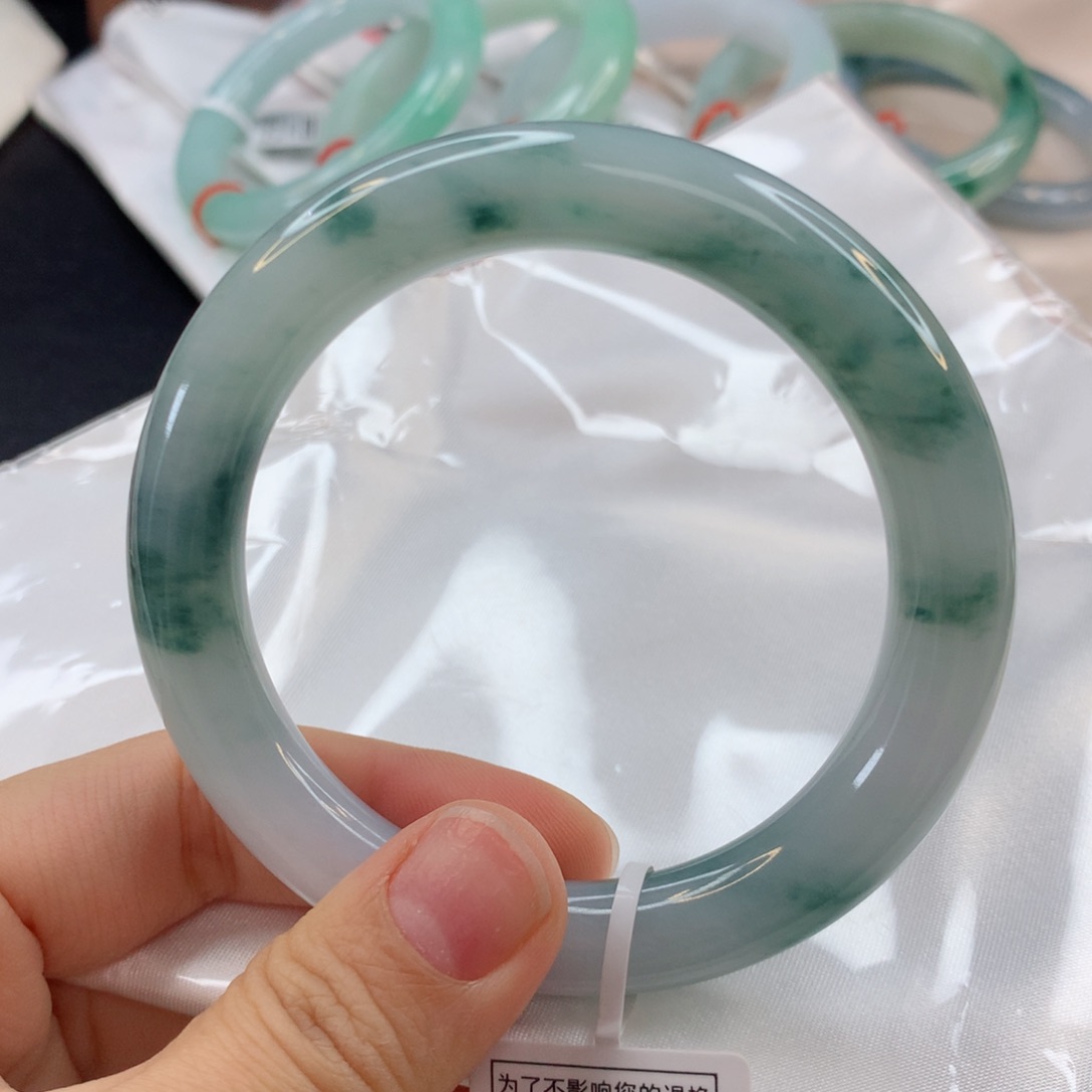 翡翠未镶嵌手镯圆条56