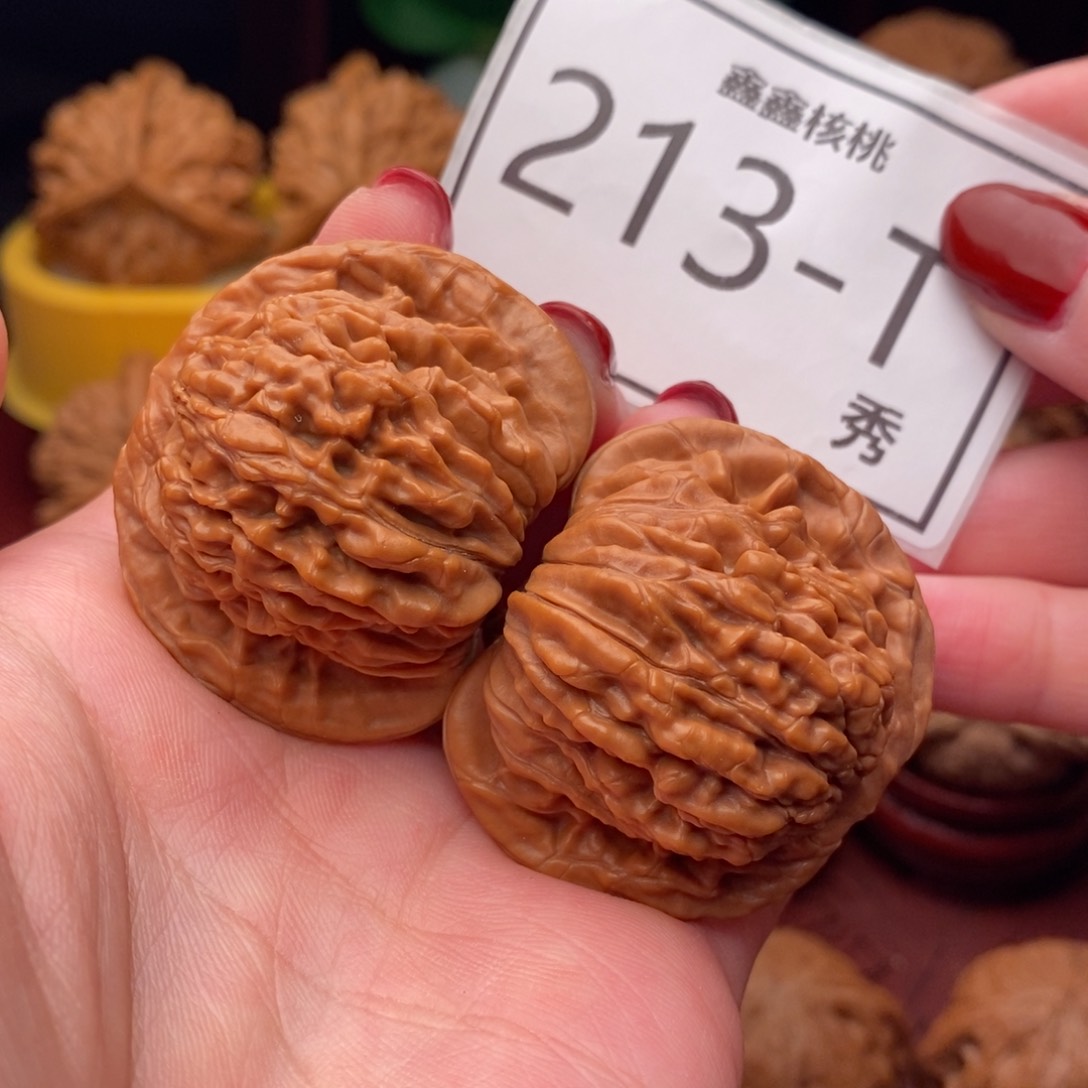 文玩核桃把件汉高楼41