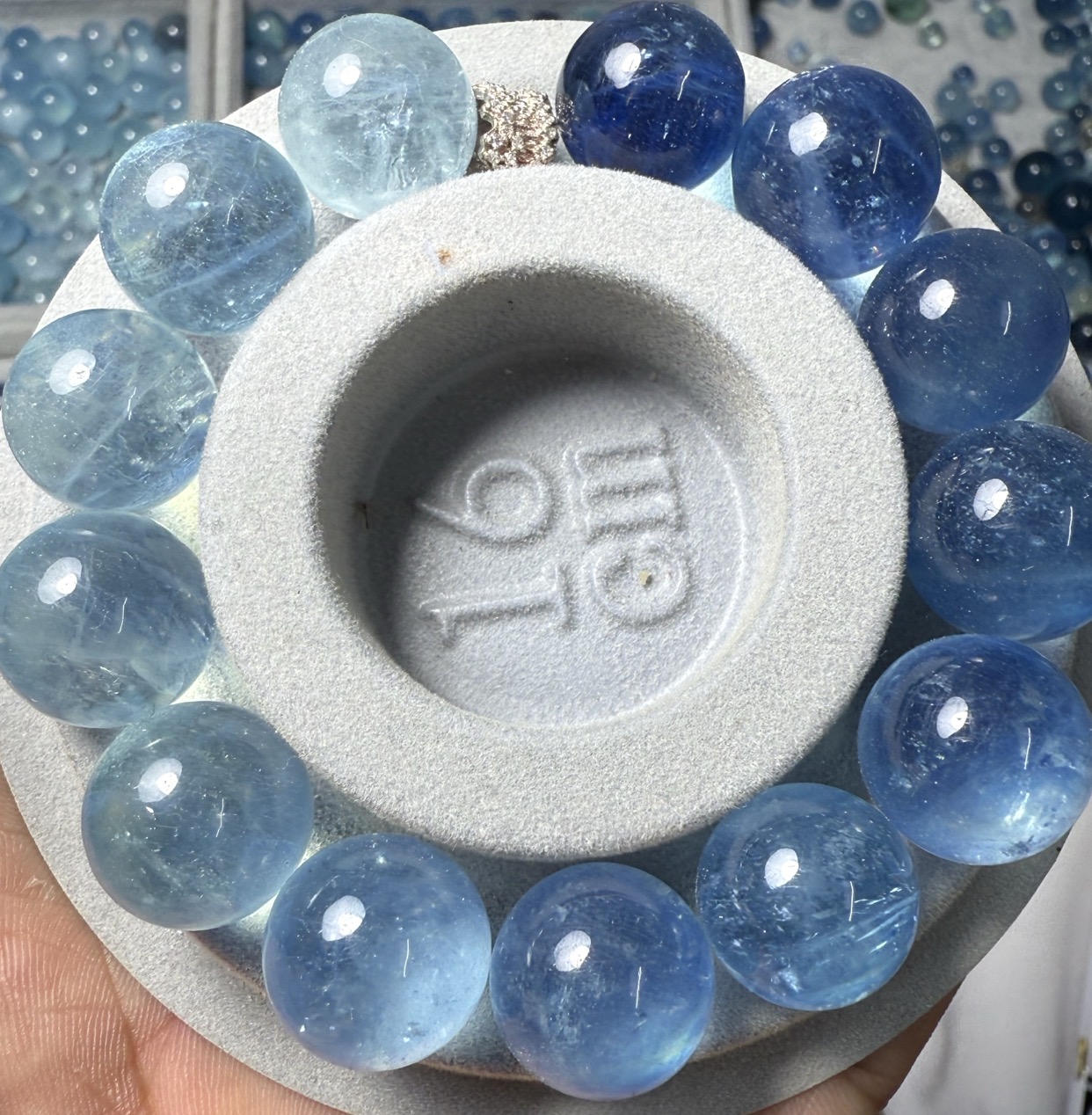 海蓝宝手串打孔不退不换