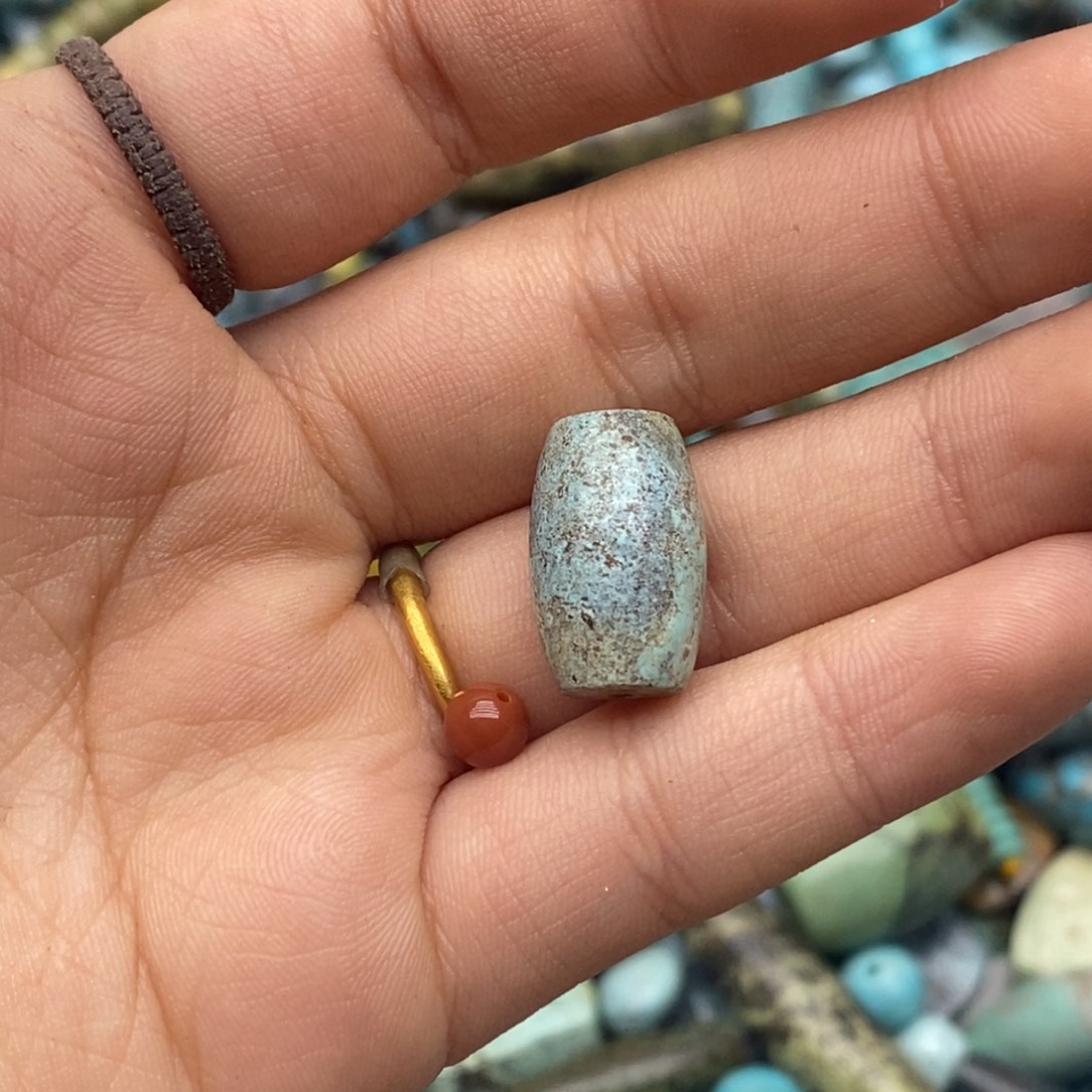 南红玛瑙未镶嵌珠宝奇石