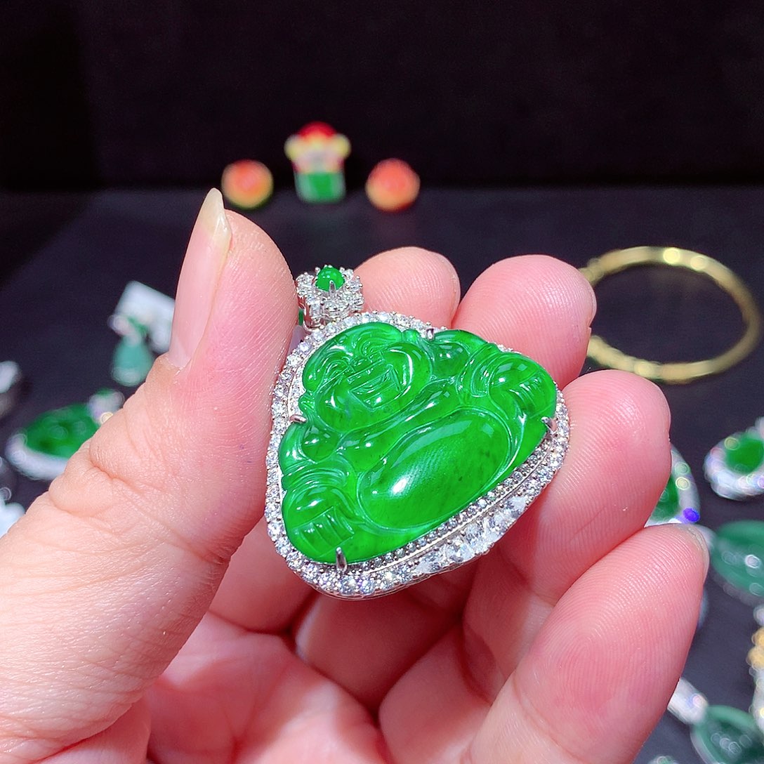 【闪购商品】翡翠吊坠(不含链)未镶嵌