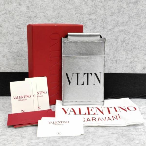 未使用/华伦天奴/市场价5800/包包/250128RN0023