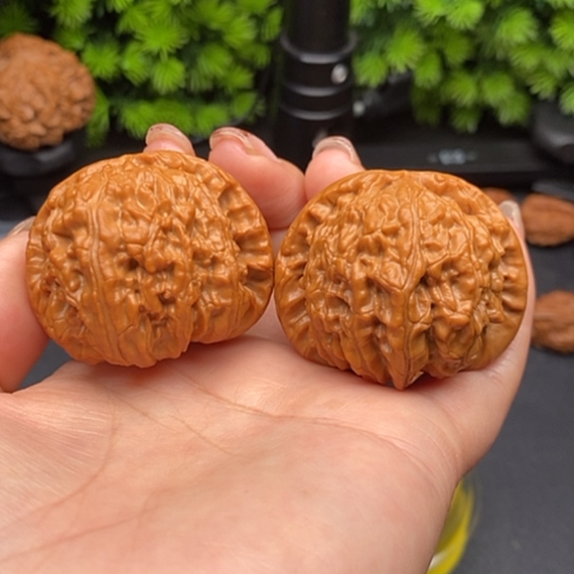 【闪购商品】文玩核桃把件狮子头