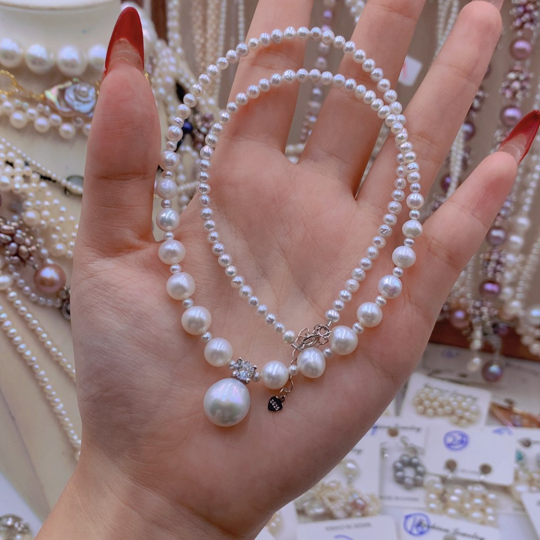 淡水珍珠合金颈饰爱***串
