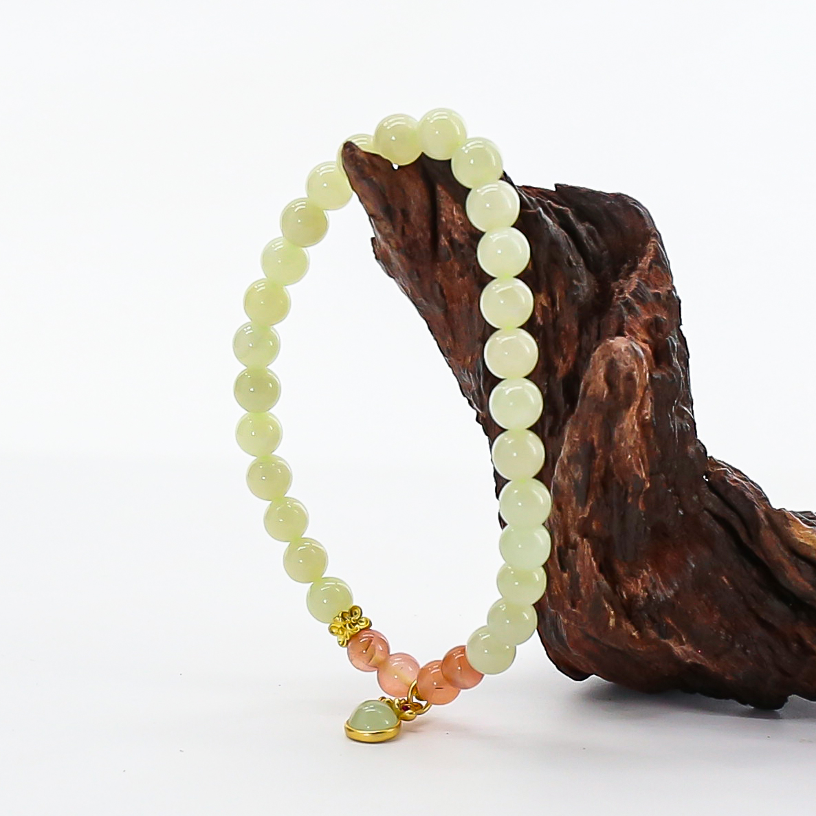 GZ2503和田玉-精品手串（带证书和礼盒）