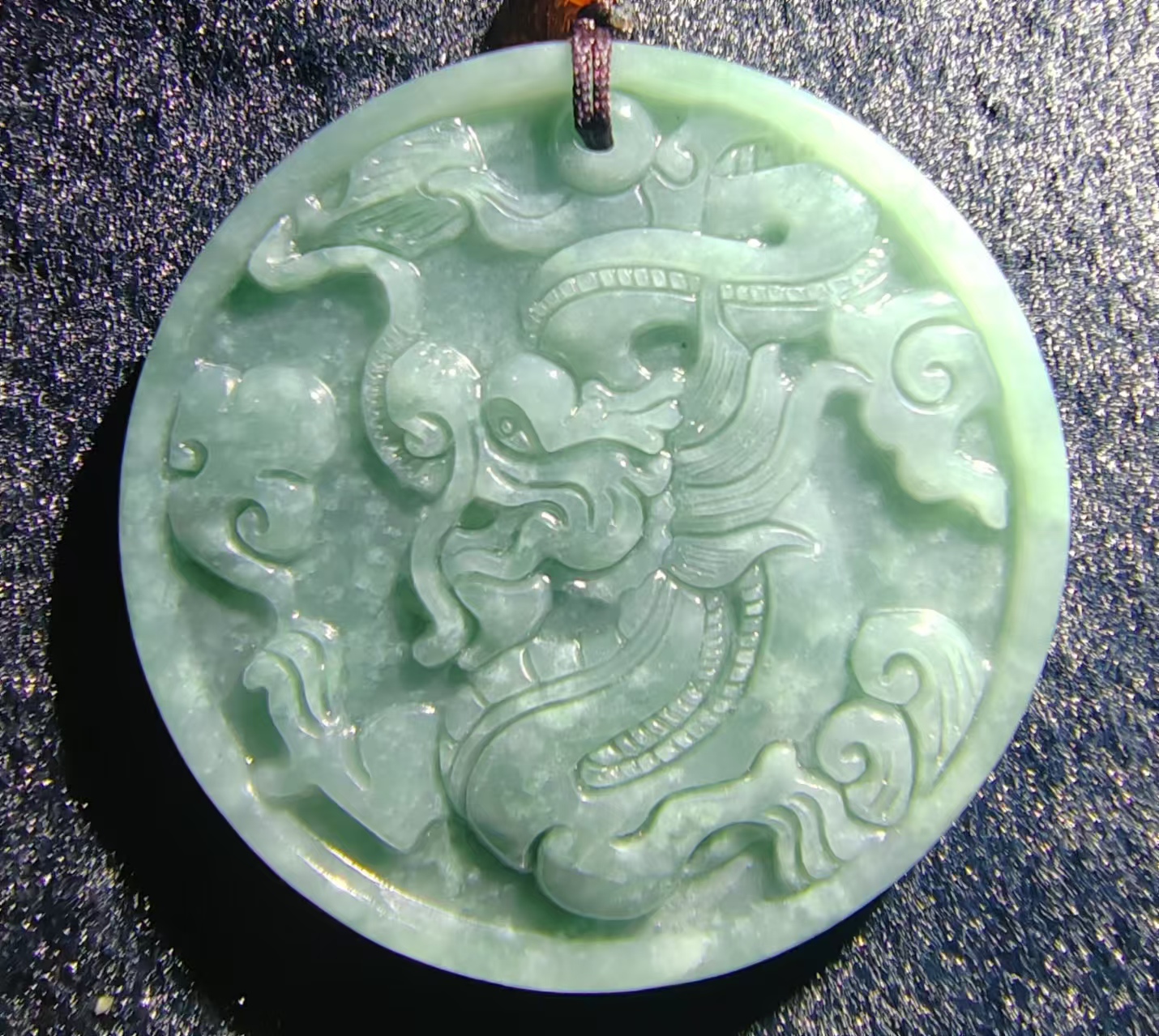 非金属合成锆石吊坠 精品日常穿戴龙飞对气质百搭