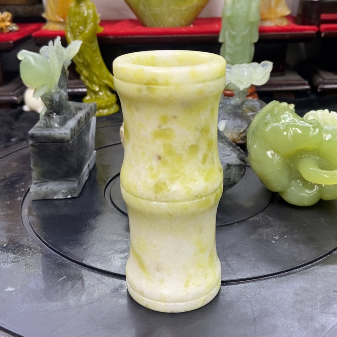 石材天然岫岩玉摆件