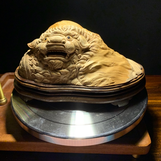 荔枝木满纹大狻猊狮子香炉摆件  盘香炉  文房清供  香道雅器赏玩