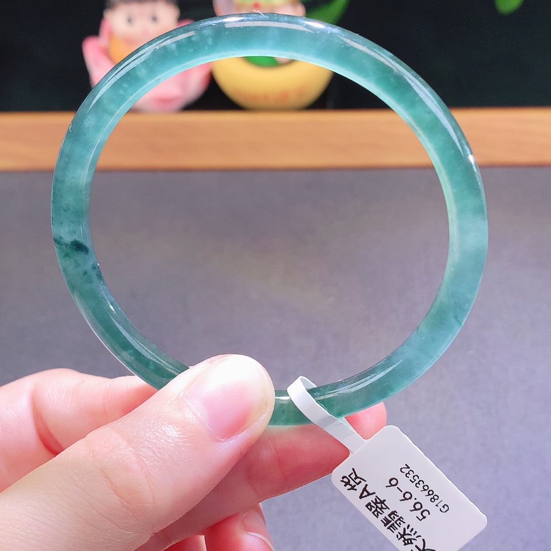 翡翠未镶嵌手镯天然翡翠