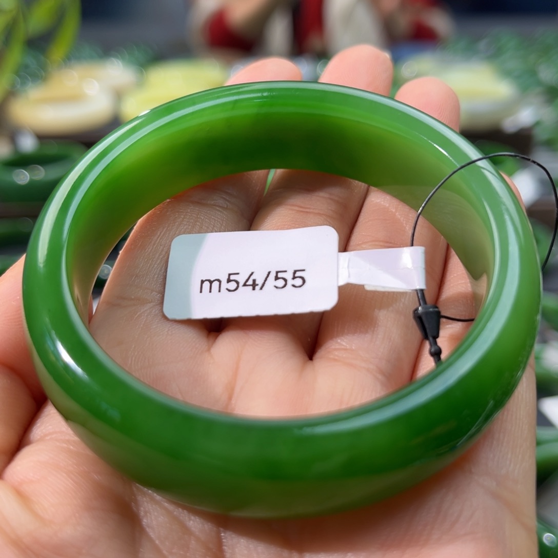 和田玉（碧玉）手镯未镶嵌