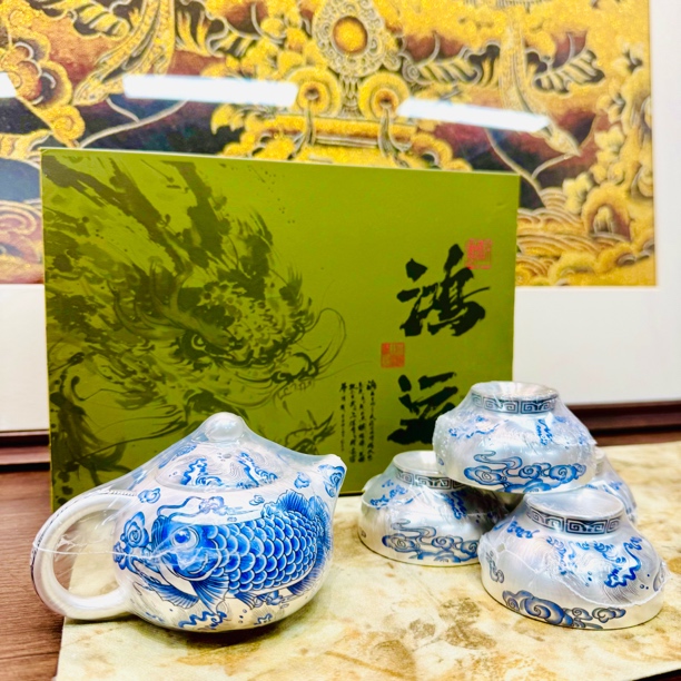 ZH062-银山社四鱼银壶套装一壶四杯（g）