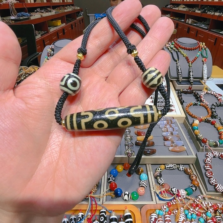 未镶嵌玛瑙/玉髓珠宝奇石