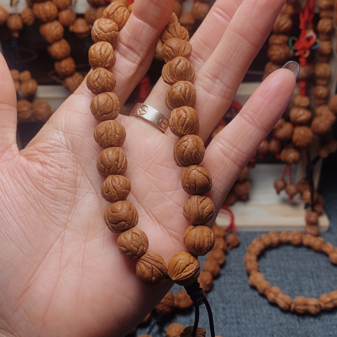 桃核吊坠龙纹桃枭