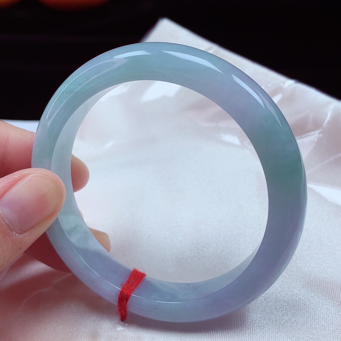 翡翠手镯未镶嵌57-58圈