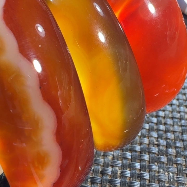 用***0玛瑙/玉髓未镶嵌颈饰