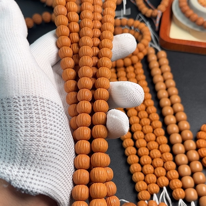 猴头核桃吊坠脖挂小土豪