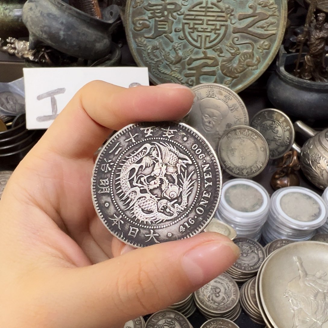 金属复古风格摆件