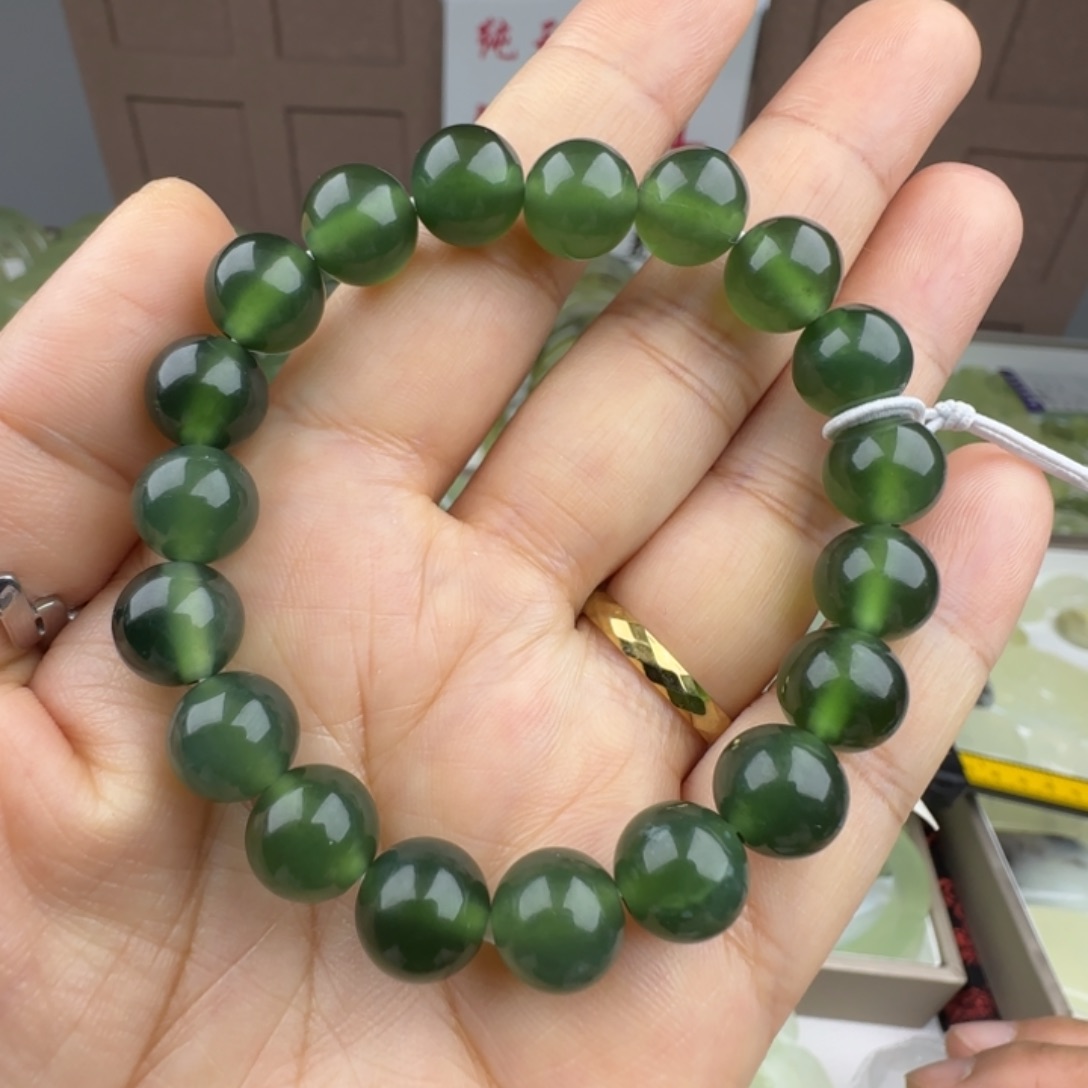 蛇纹石玉未镶嵌手链