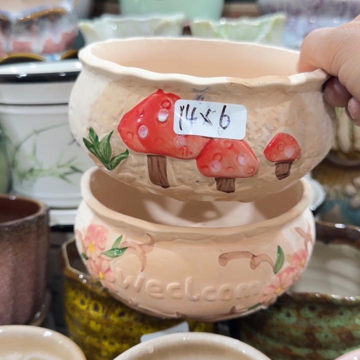 凑9块包邮，有孔，花盆