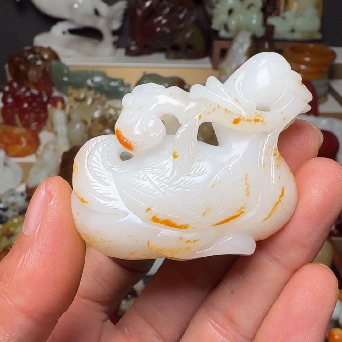 琥***礼和田玉未镶嵌颈饰