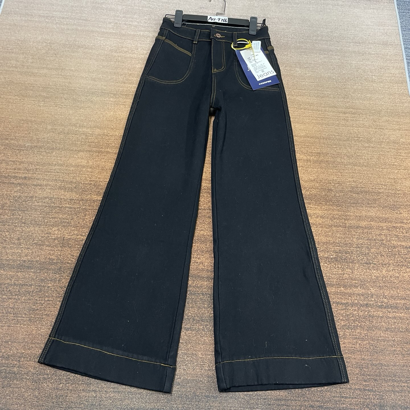 #A12-9766 加绒-厚绒 高货 黑色明线不贴腿喇叭裤 高弹（不换退）