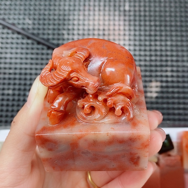 老挝石现场直播牛转乾坤