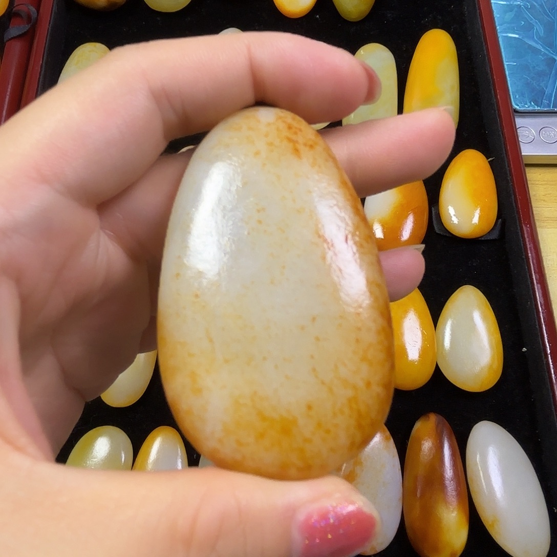 云***厂和田玉未镶嵌颈饰
