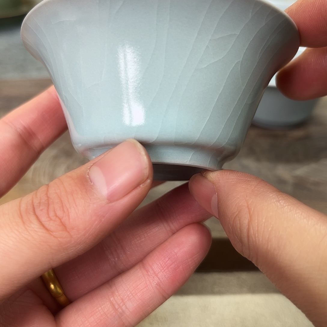 杯瓜**.仿古，月白小斗笠。。。。