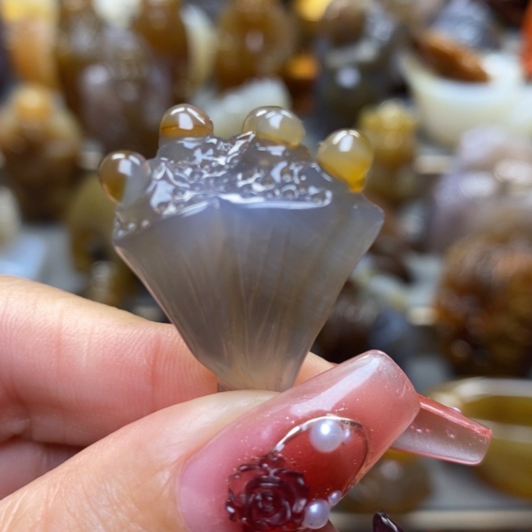 玛瑙/玉髓挂件未镶嵌