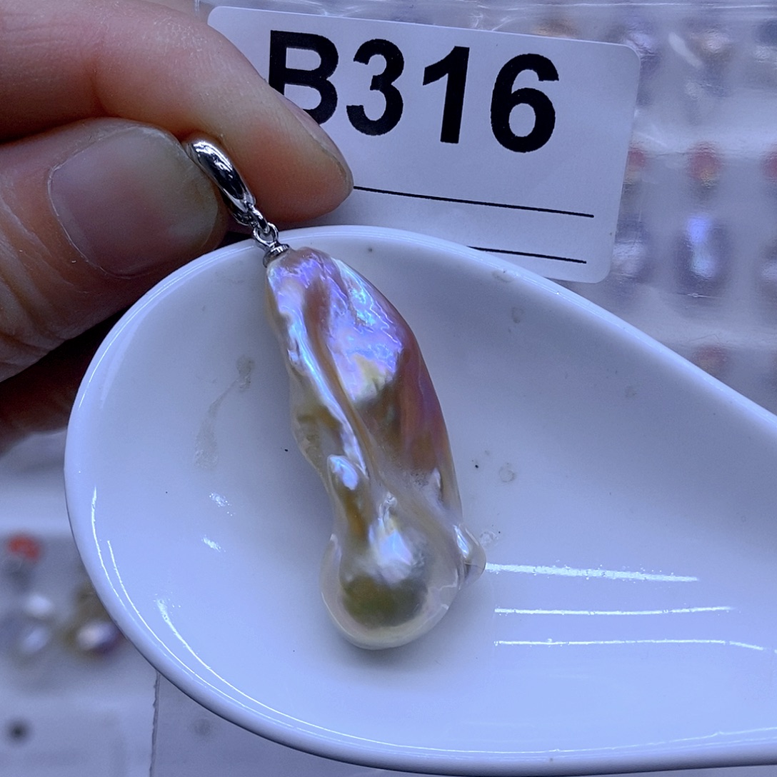 未镶嵌颈饰淡水珍珠