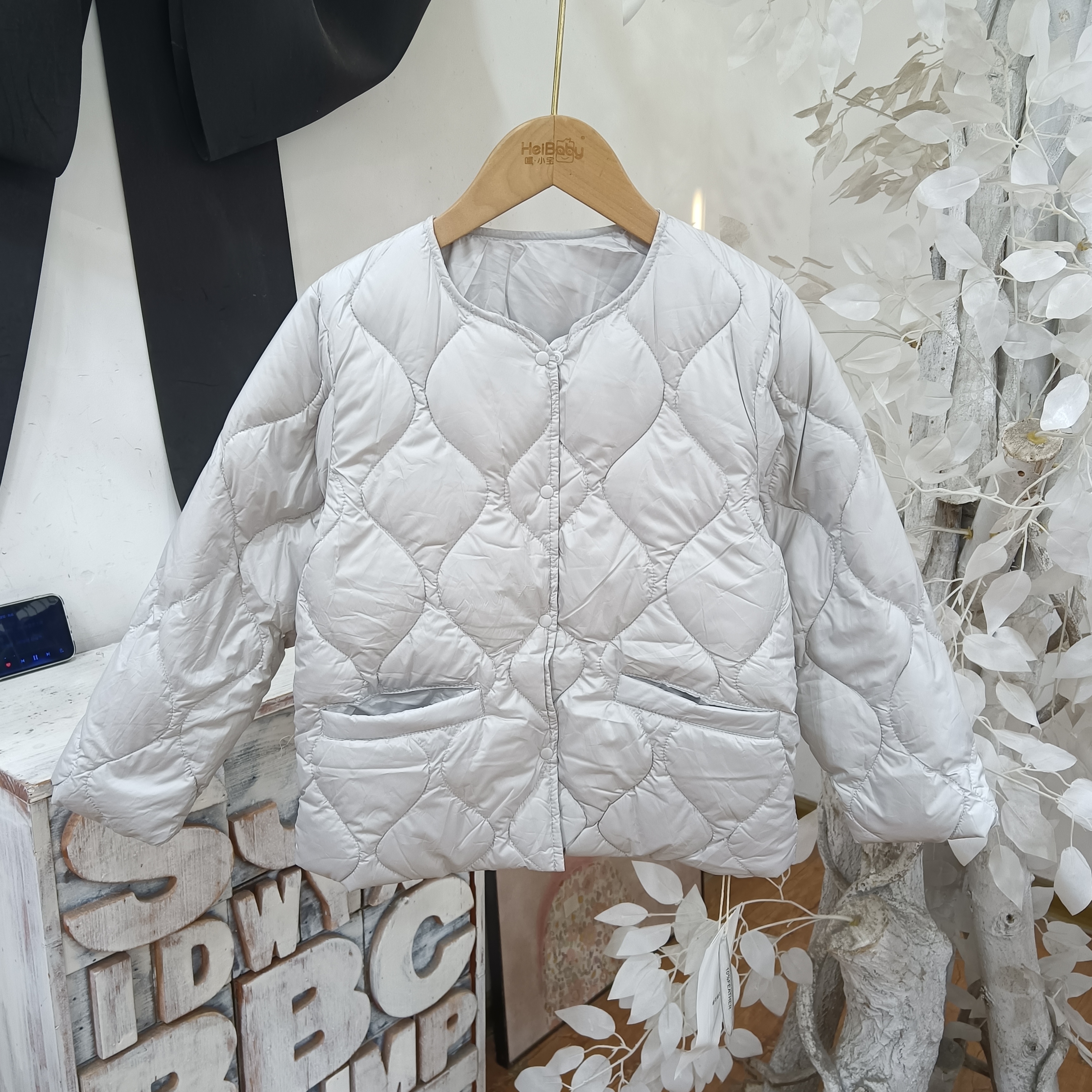 T372米灰色羽绒轻薄内胆童装/喵