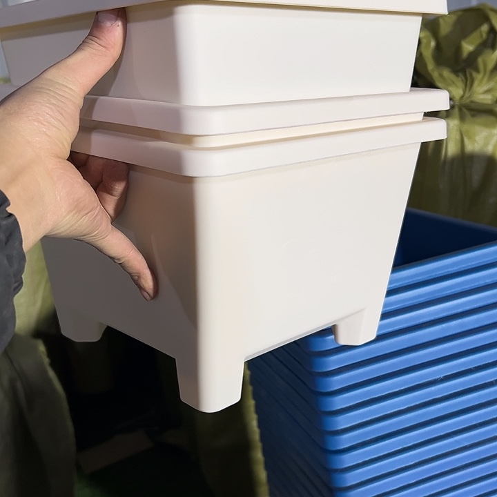 米白方球根26外径19高3个盆