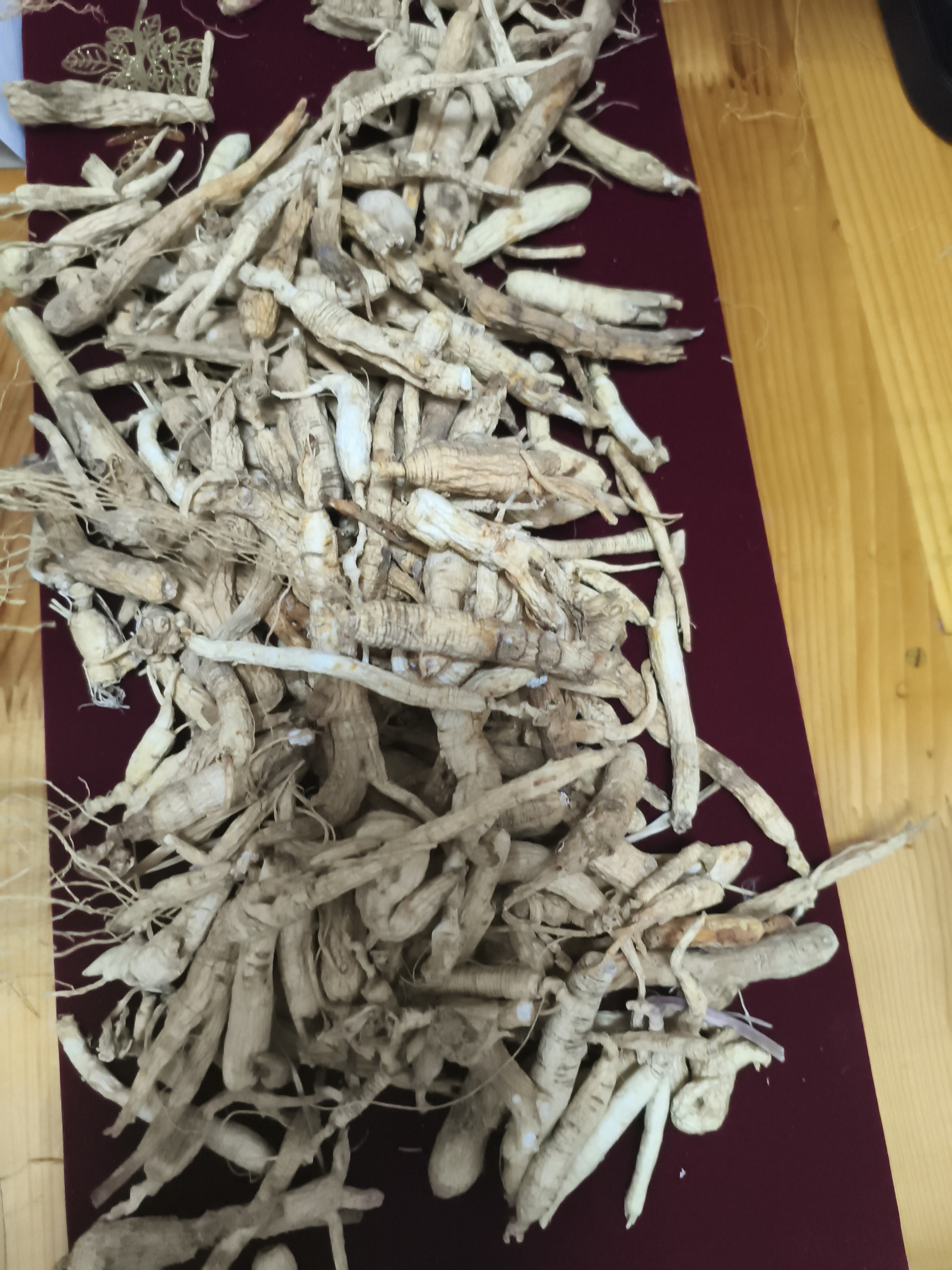 林下参煲汤泡酒炖鸡切片打粉料