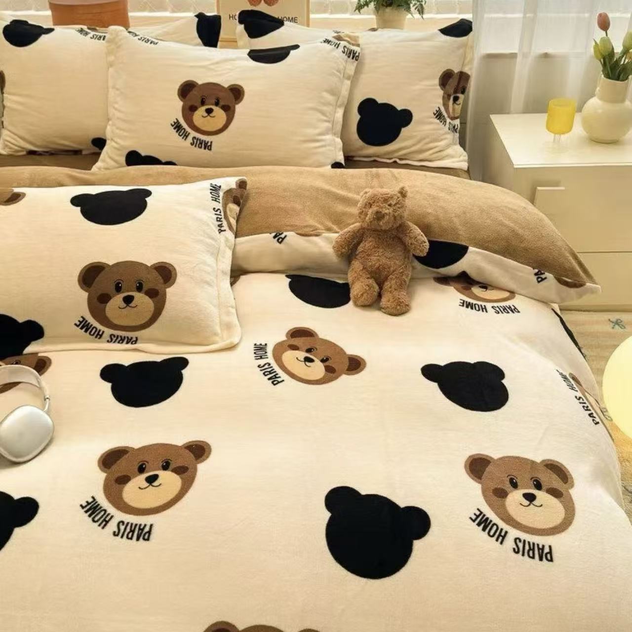 爆款熊牛奶绒冬被盖被双面绒盖被可机洗水洗150x200cm