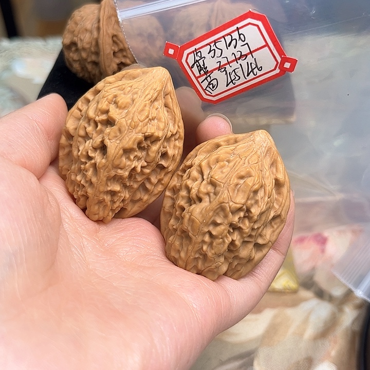 文玩核桃把件鸡心有修