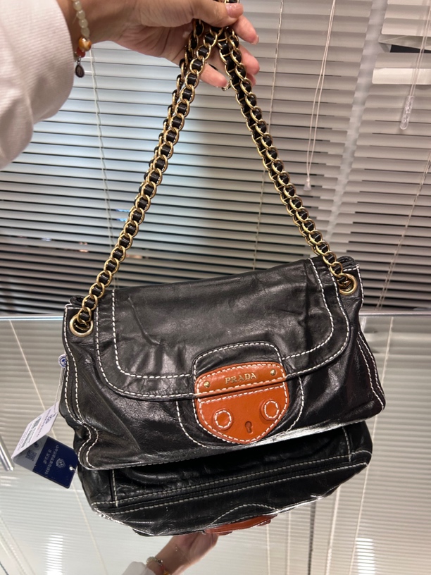 95新 Prada/普拉达 蓝色流浪链条包单肩斜挎包时尚百搭