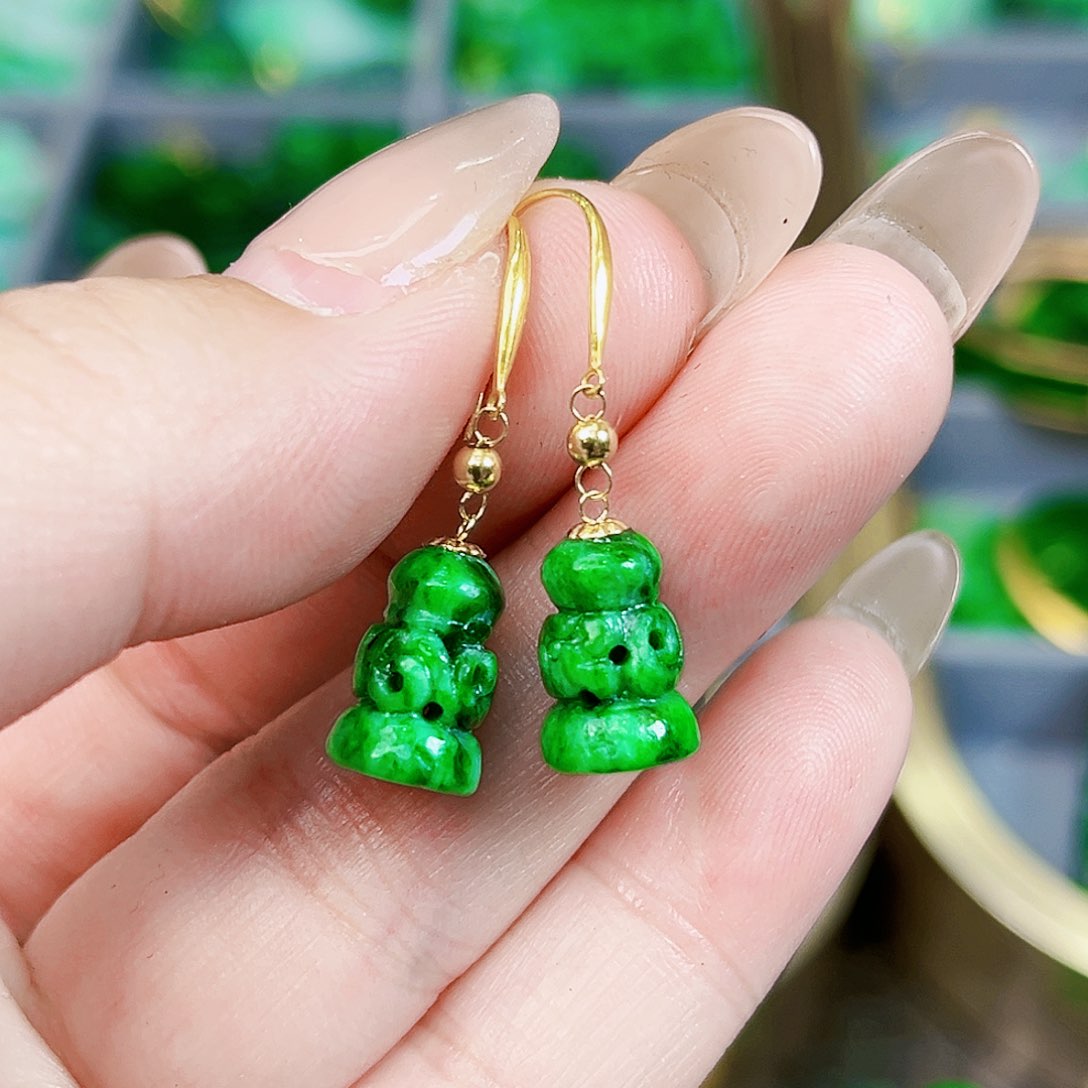 翡翠颈饰18K金镶嵌耳饰