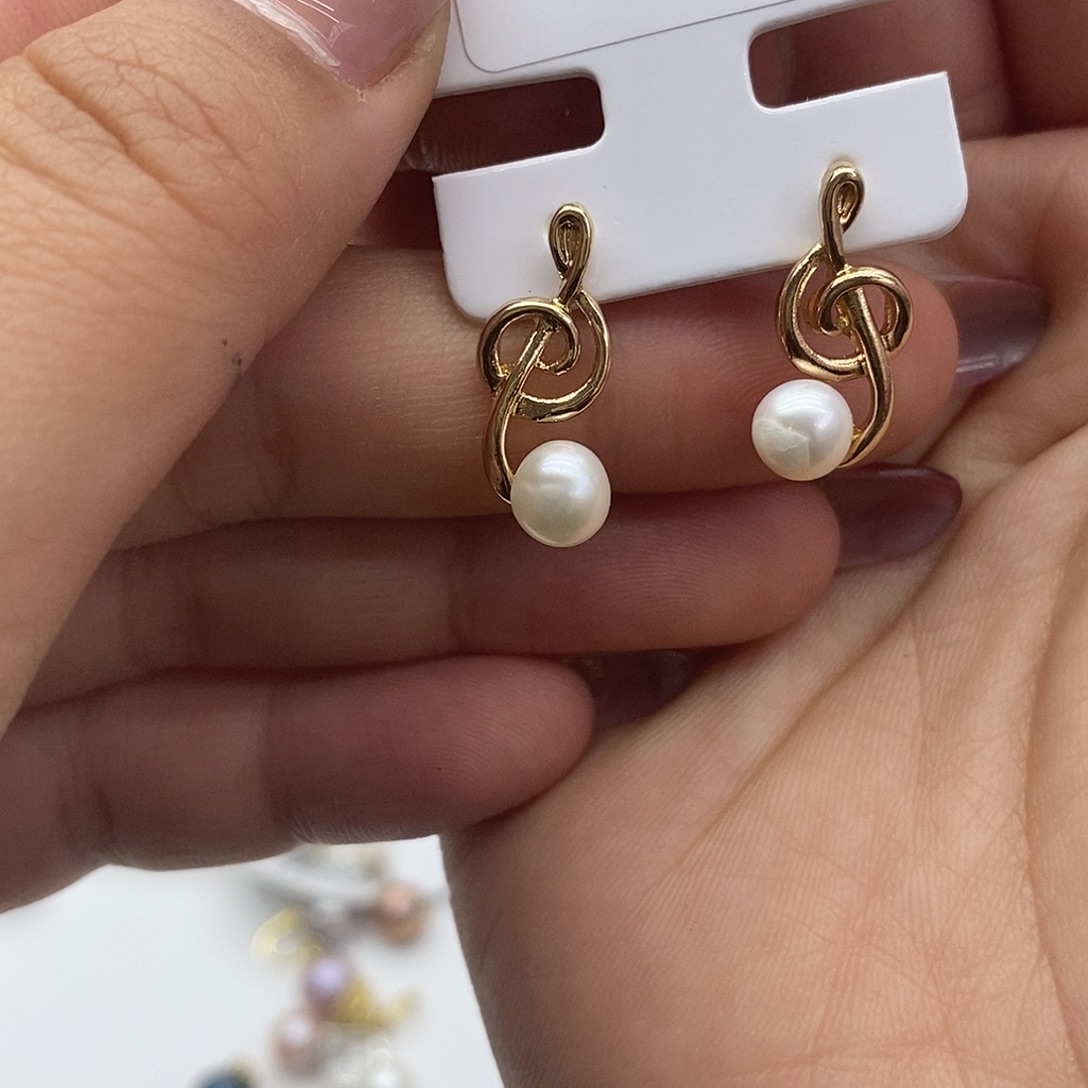 未镶嵌淡水珍珠珠宝奇石