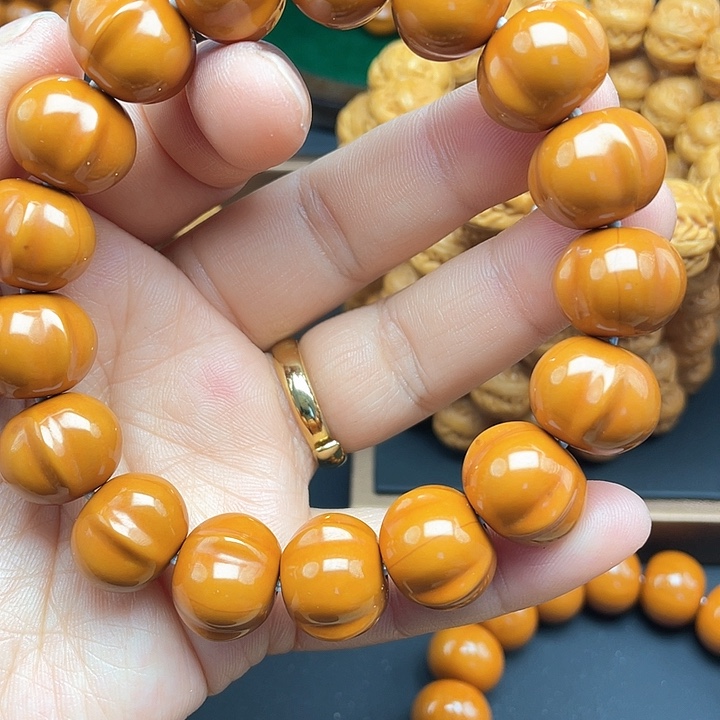 猴头核桃手串猴头