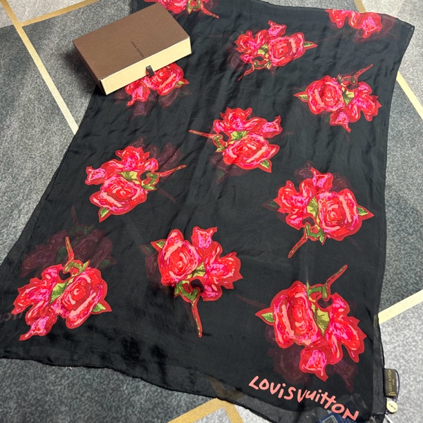 未使用 LouisVuitton/路易威登 路易威登真丝玫瑰围巾