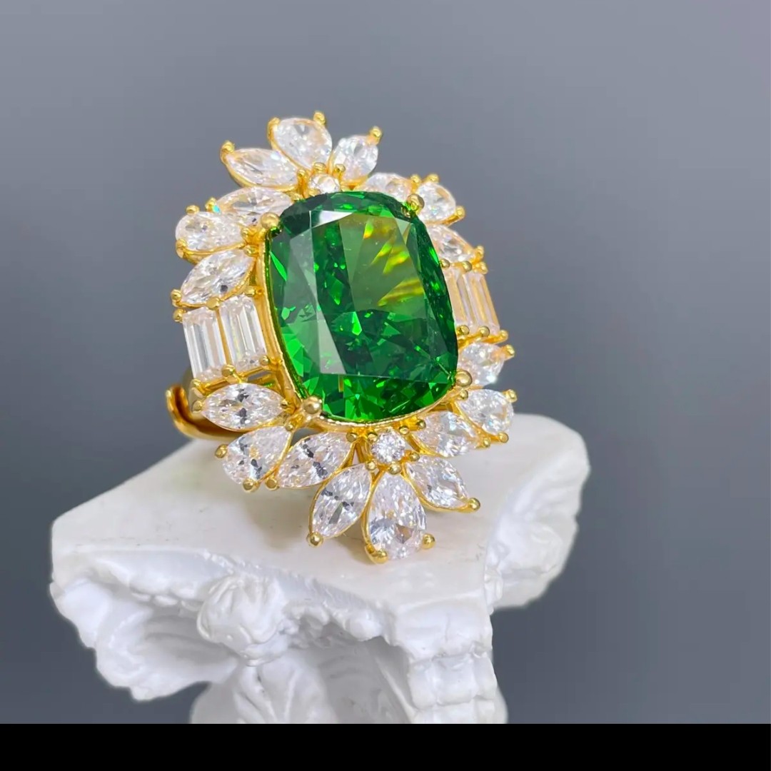 【双旦活动专属】黄金足金999 绿色方糖黄金戒指金戒指 轻奢贵气