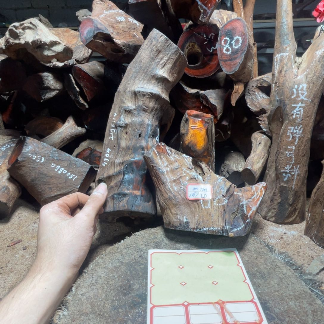 【闪购商品】交趾黄檀（大红酸枝）L*D