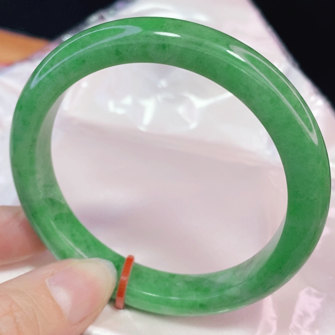 未镶嵌手镯翡翠55.6正圈