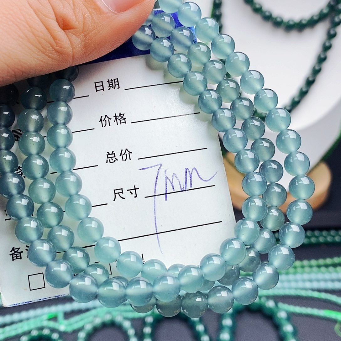 翡翠手链未镶嵌翡翠